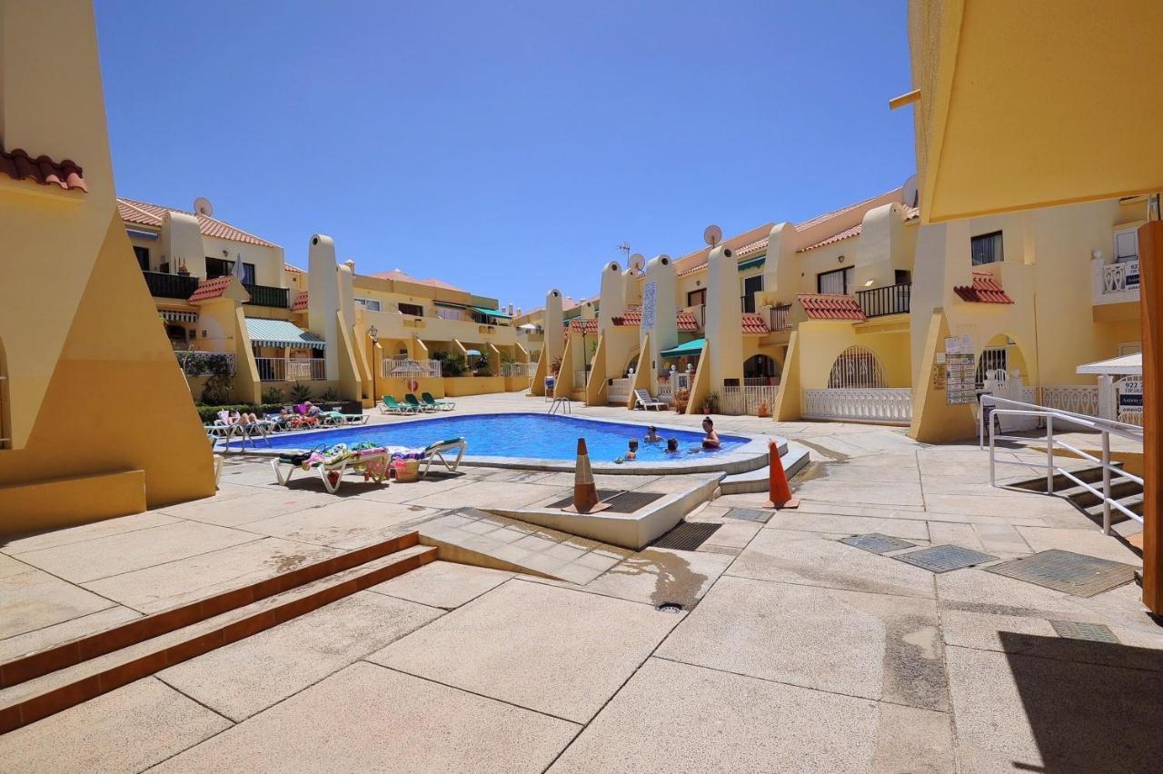 Cozy Pool View Apartment H-11 Mareverde 阿德耶 外观 照片