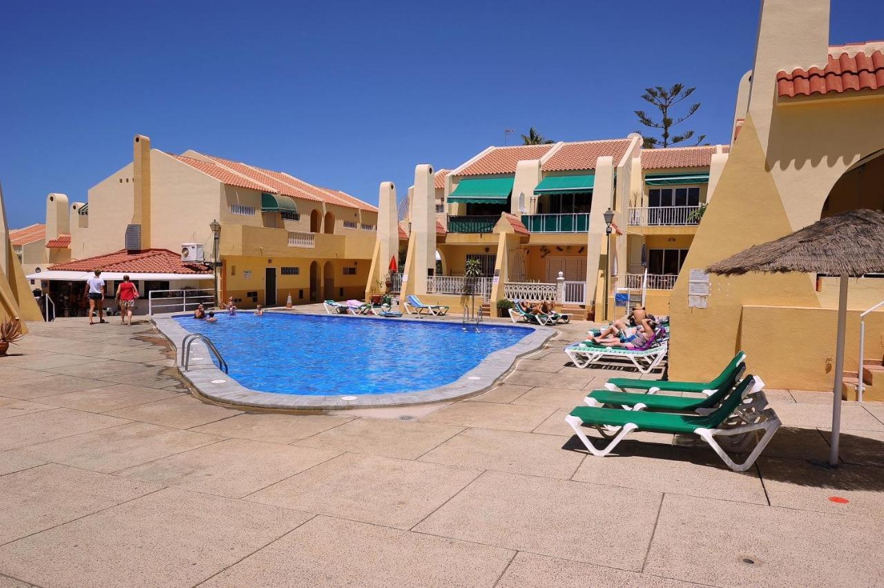 Cozy Pool View Apartment H-11 Mareverde 阿德耶 外观 照片