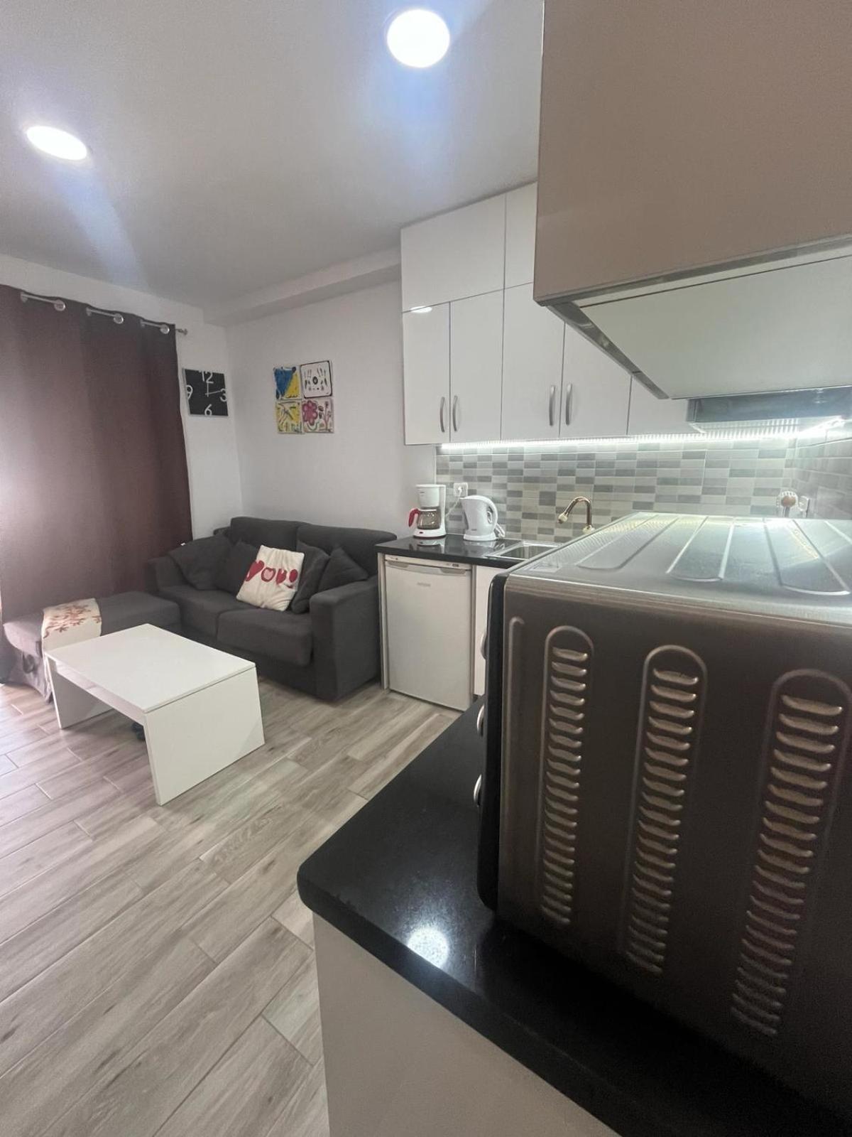 Cozy Pool View Apartment H-11 Mareverde 阿德耶 外观 照片