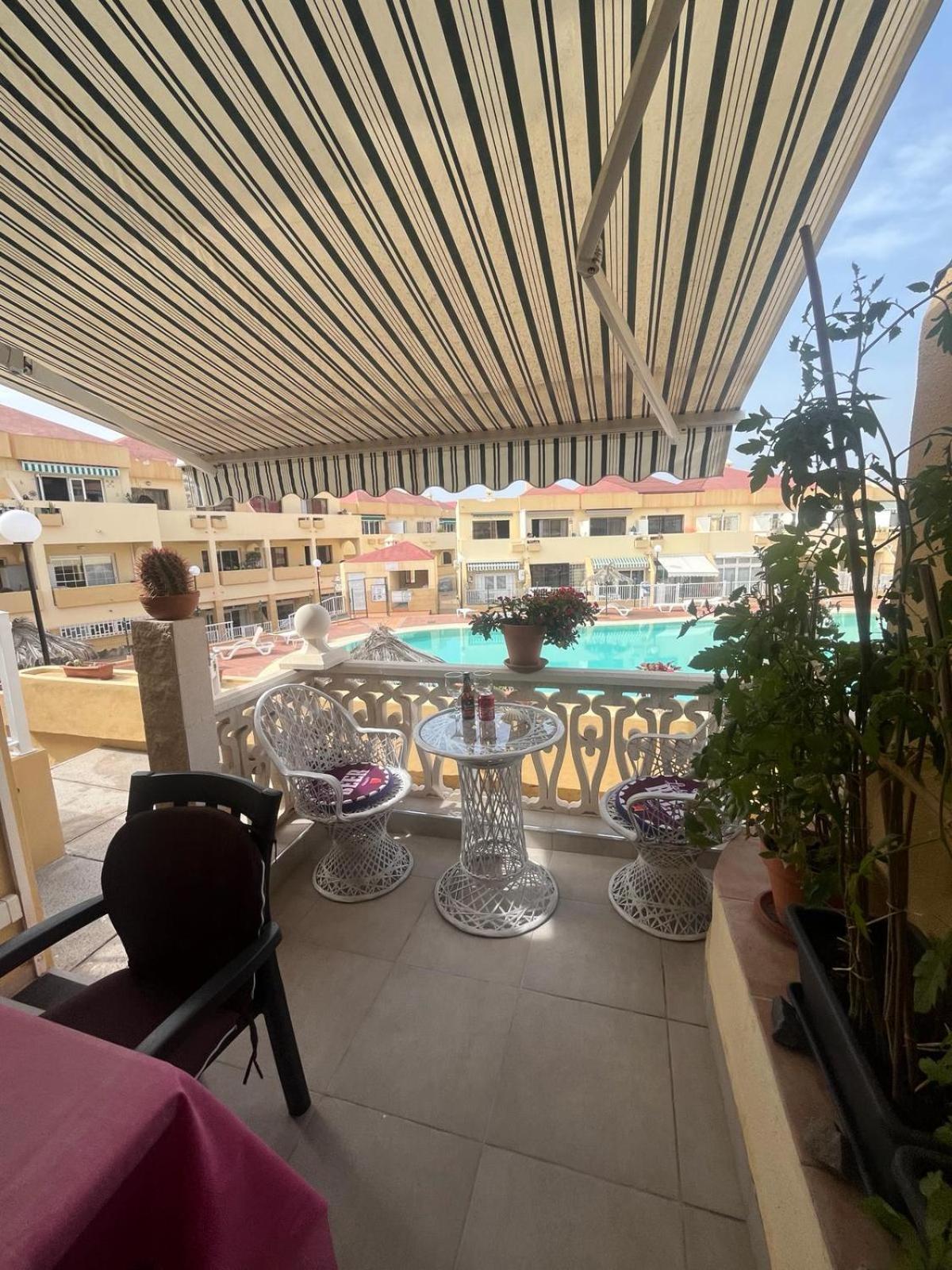Cozy Pool View Apartment H-11 Mareverde 阿德耶 外观 照片